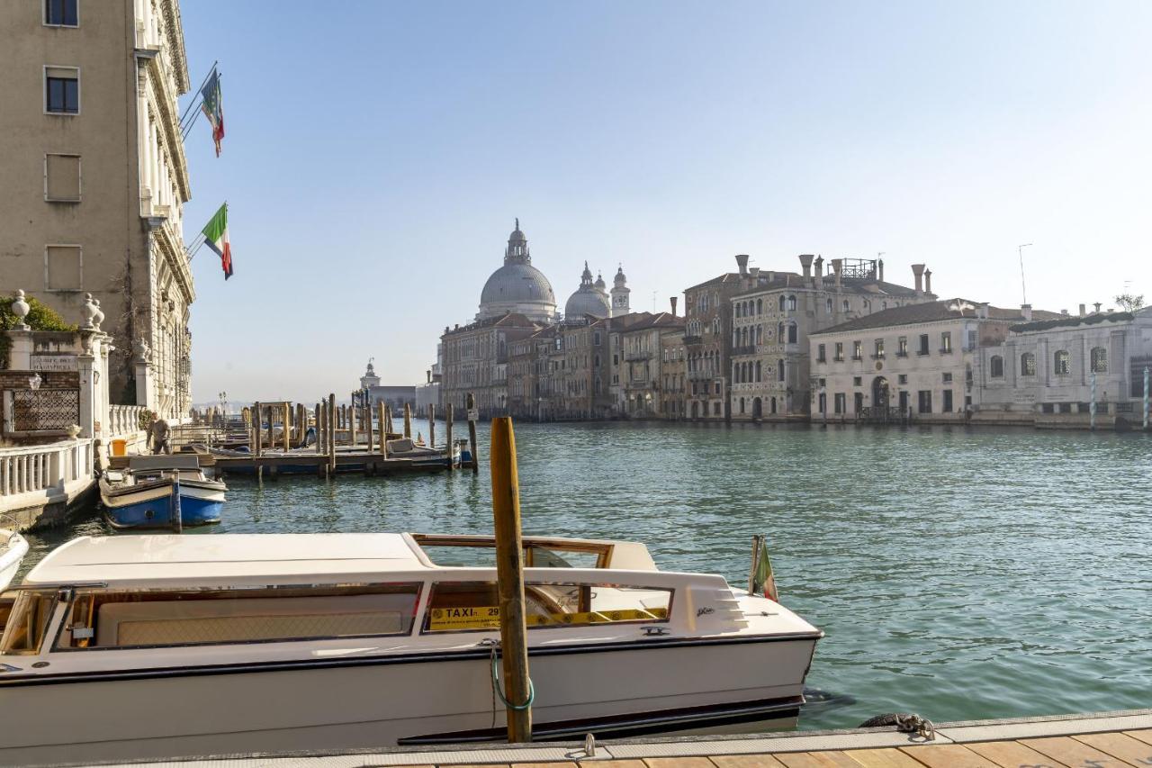 Ca Maurice - San Marco Canal View เวนิส ภายนอก รูปภาพ